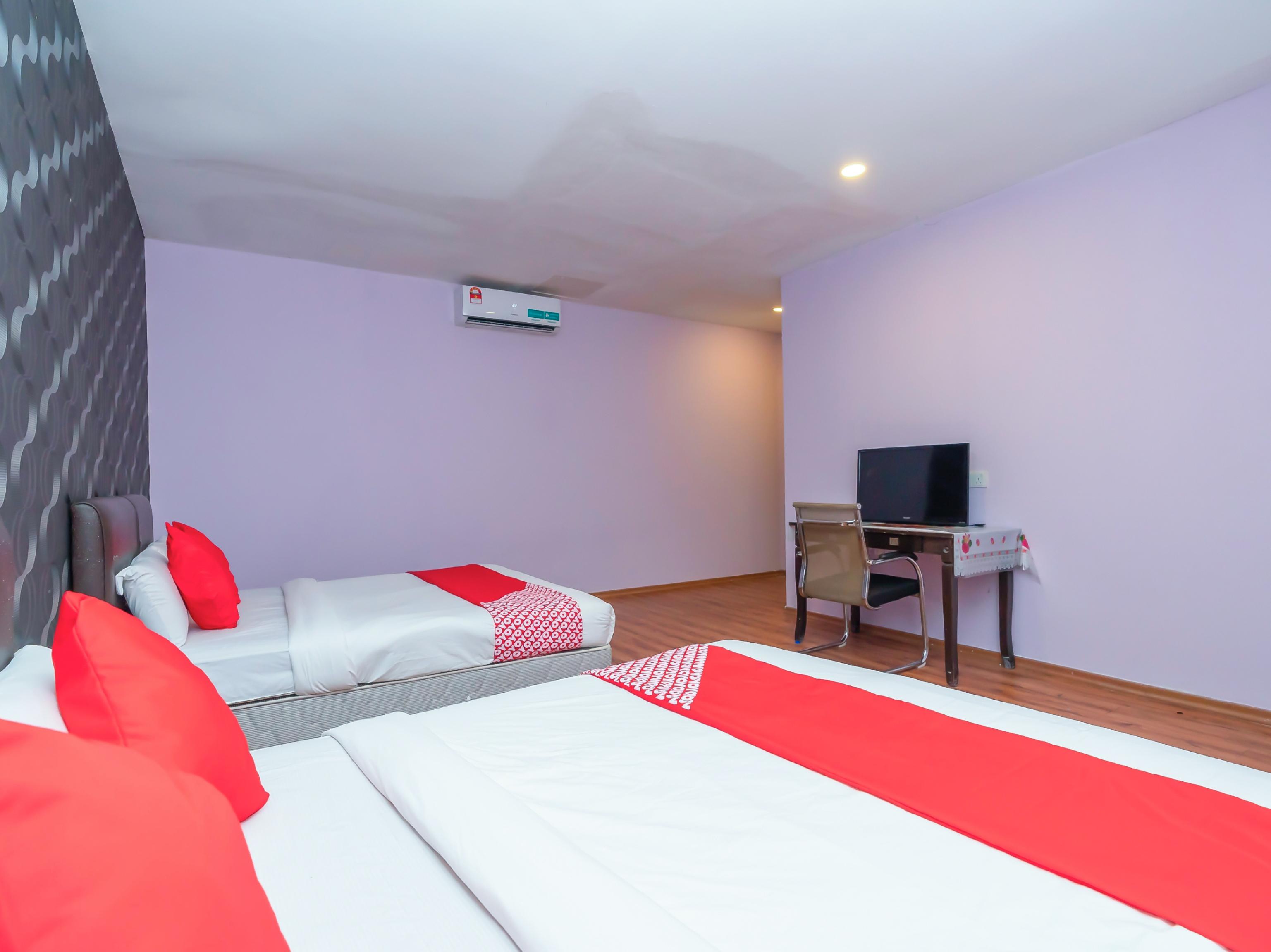 ג'והור בהרו Oyo 503 Hotel Aromas Jb מראה חיצוני תמונה