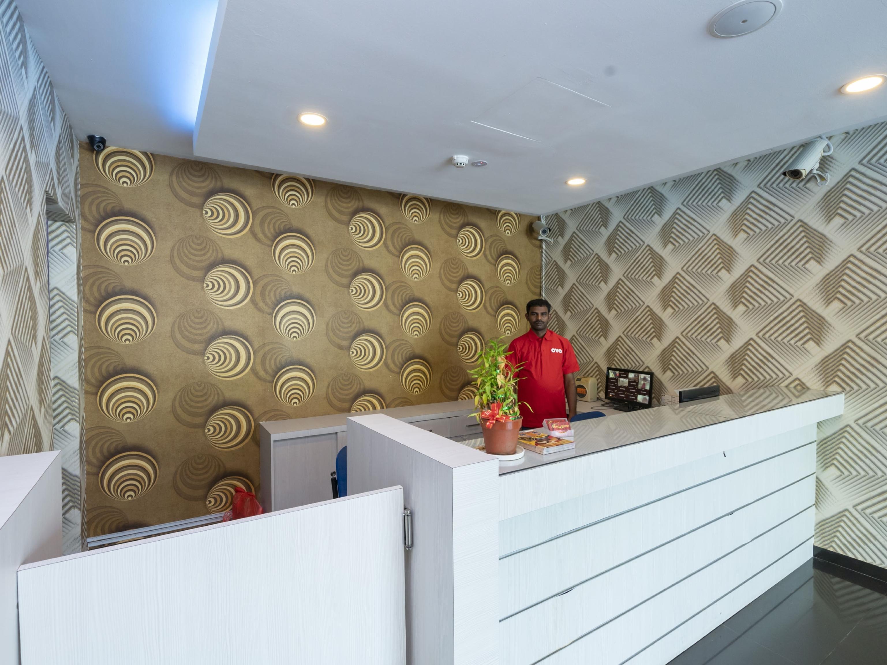 ג'והור בהרו Oyo 503 Hotel Aromas Jb מראה חיצוני תמונה