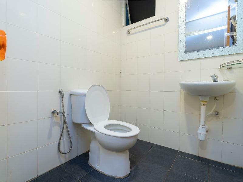 ג'והור בהרו Oyo 503 Hotel Aromas Jb מראה חיצוני תמונה