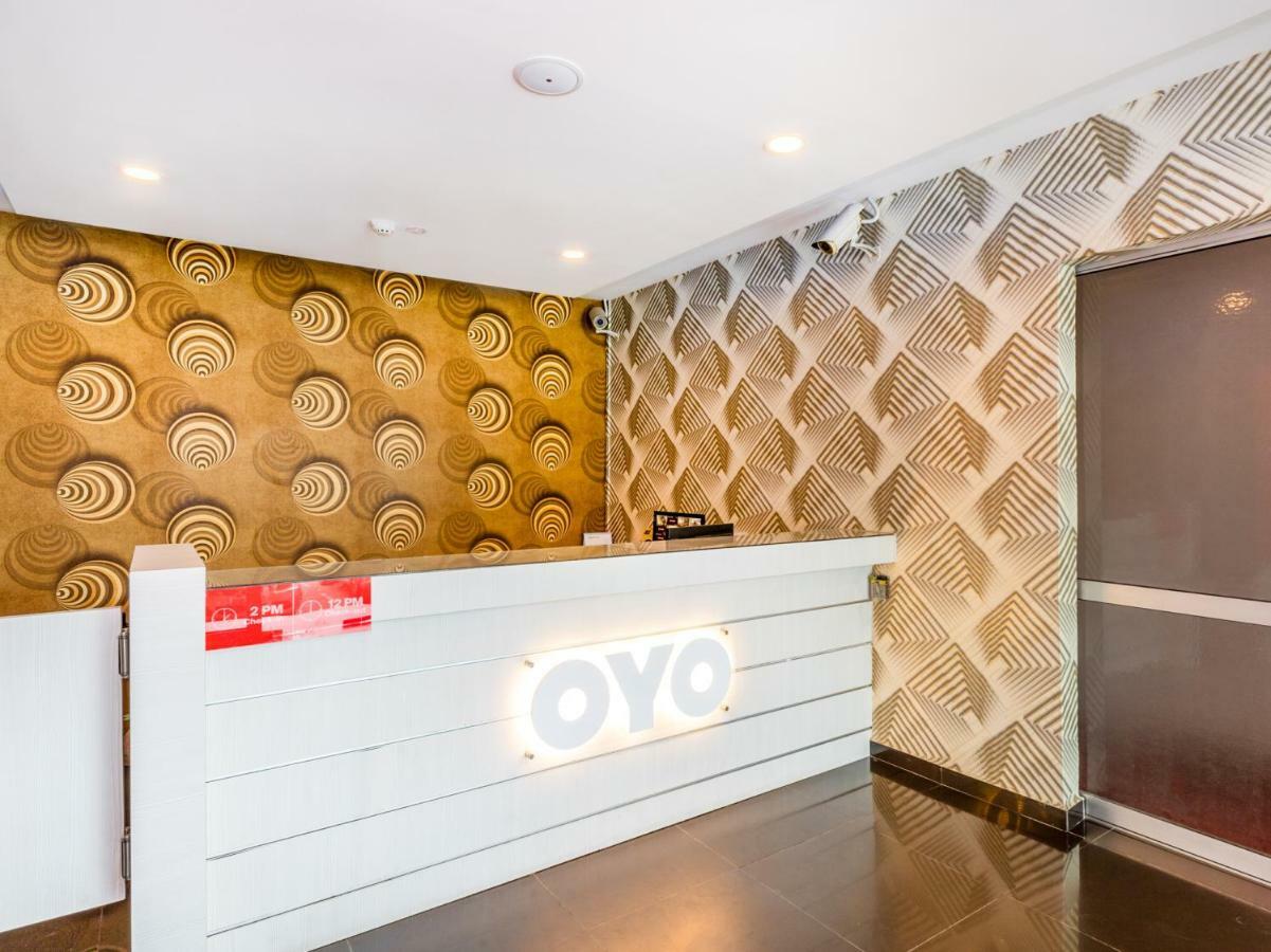 ג'והור בהרו Oyo 503 Hotel Aromas Jb מראה חיצוני תמונה